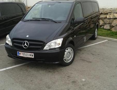 MERCEDES Vito Automatik & Manuel (9-Sitzer)